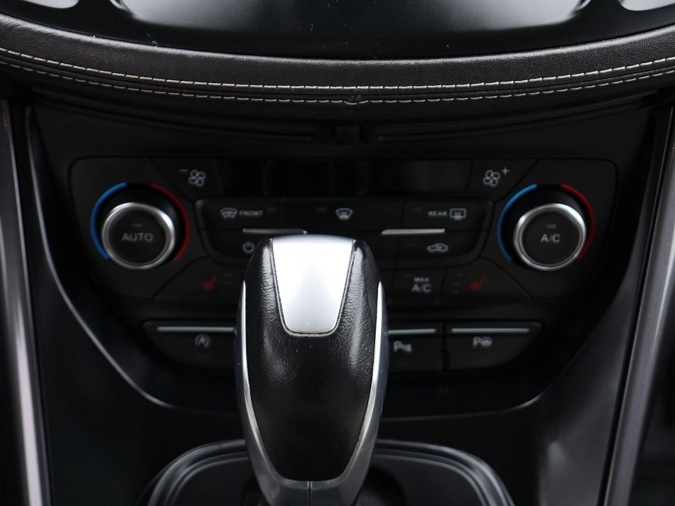 Ford Kuga 2.0 TDCi Vignale AWD