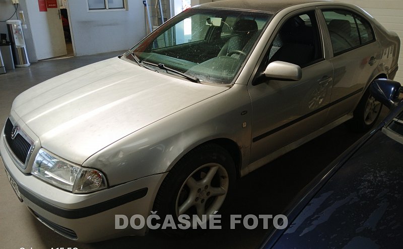 Škoda Octavia 1.6i 