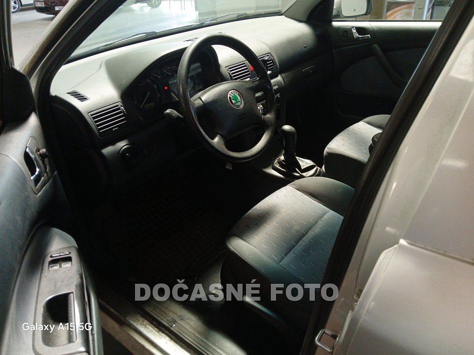 Škoda Octavia 1.6i 