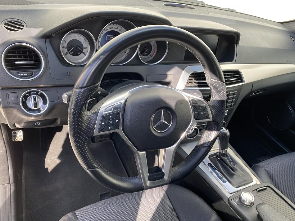 Mercedes-Benz Třída C 1.6 CGi Avantgarde C180