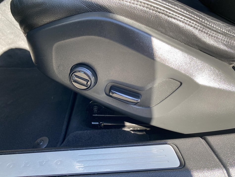 Volvo V60 2.0 D Momentum