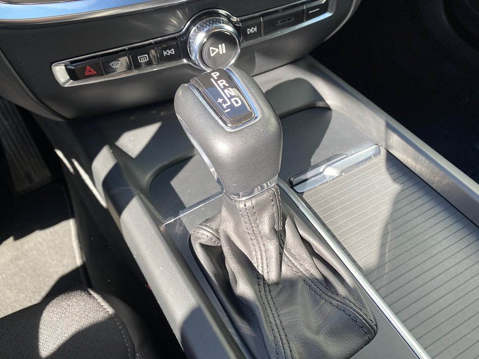 Volvo V60 2.0 D Momentum