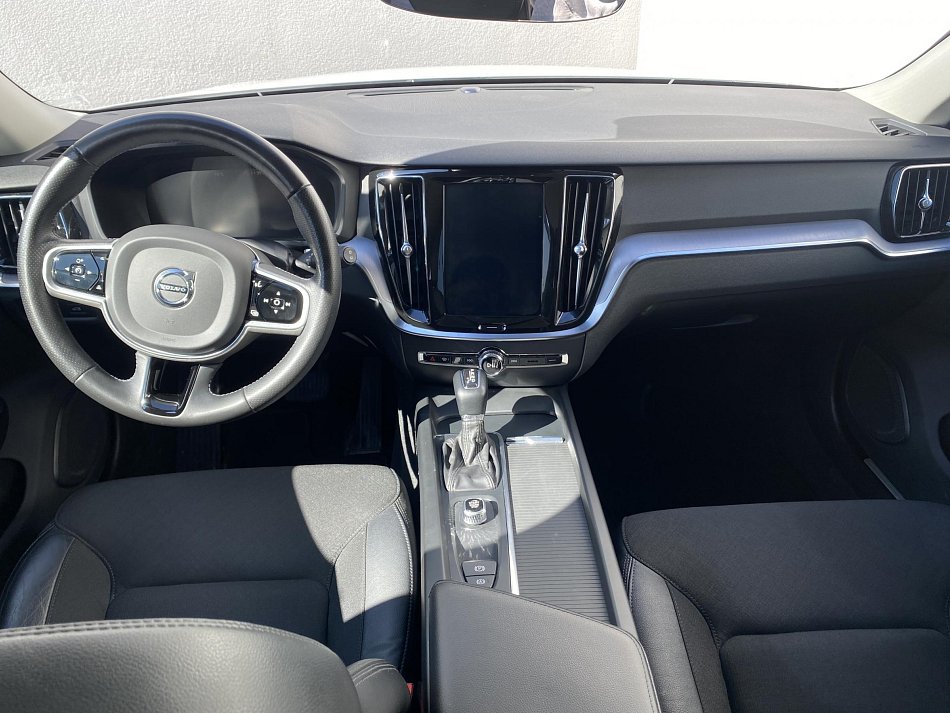 Volvo V60 2.0 D Momentum