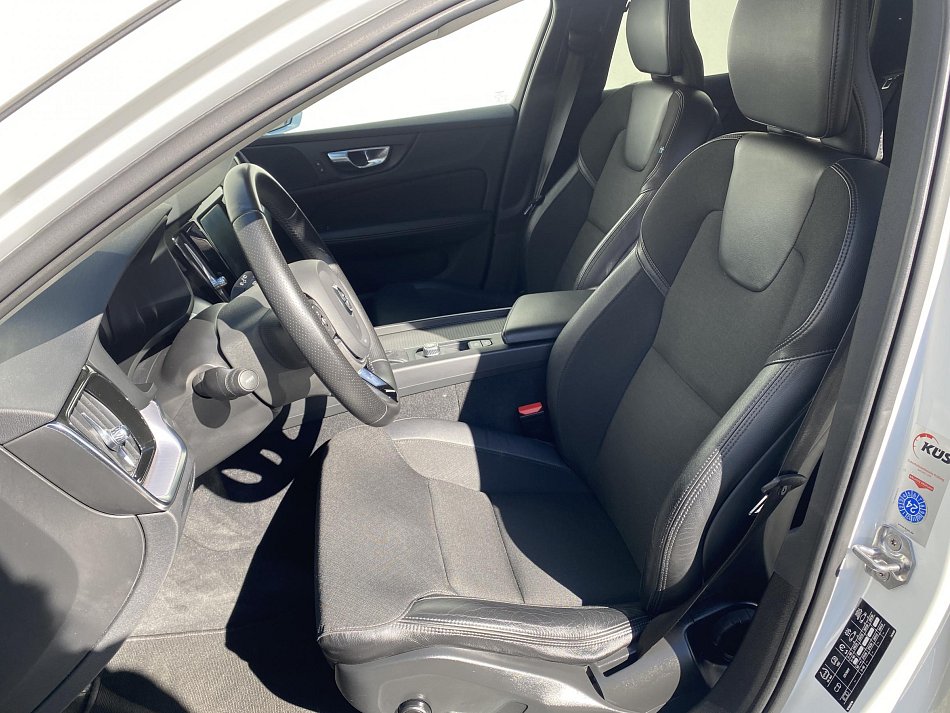 Volvo V60 2.0 D Momentum