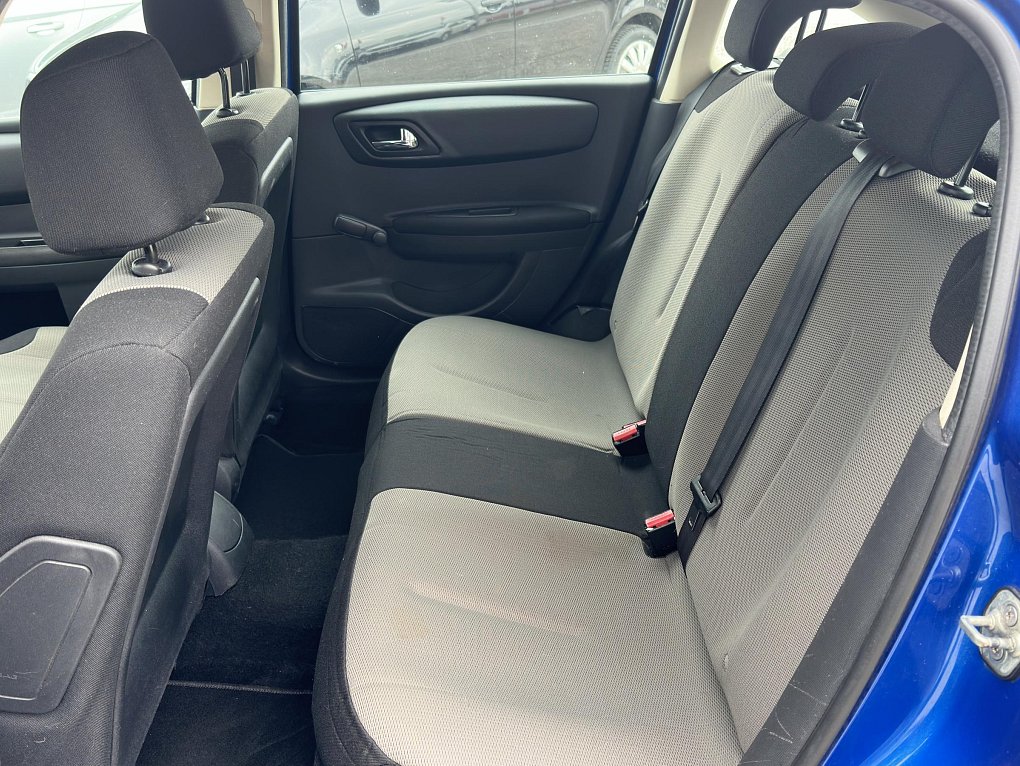Citroën C4 1.4 i 