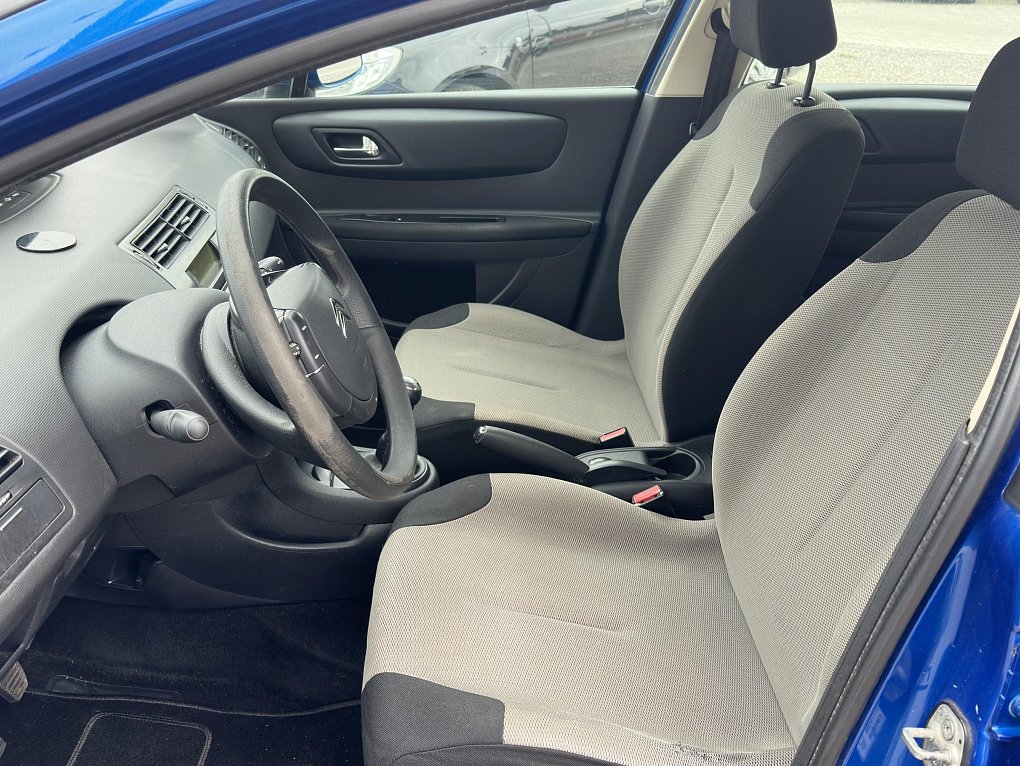 Citroën C4 1.4 i 