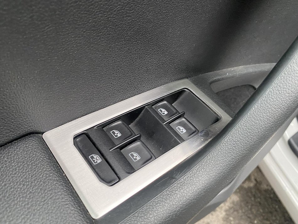 Škoda Octavia III 2.0 TDi RS Challange