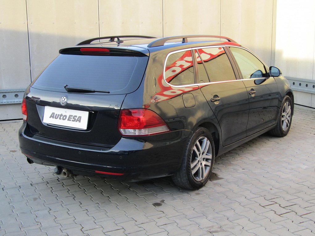 Volkswagen Golf 1.6 TDi Highline