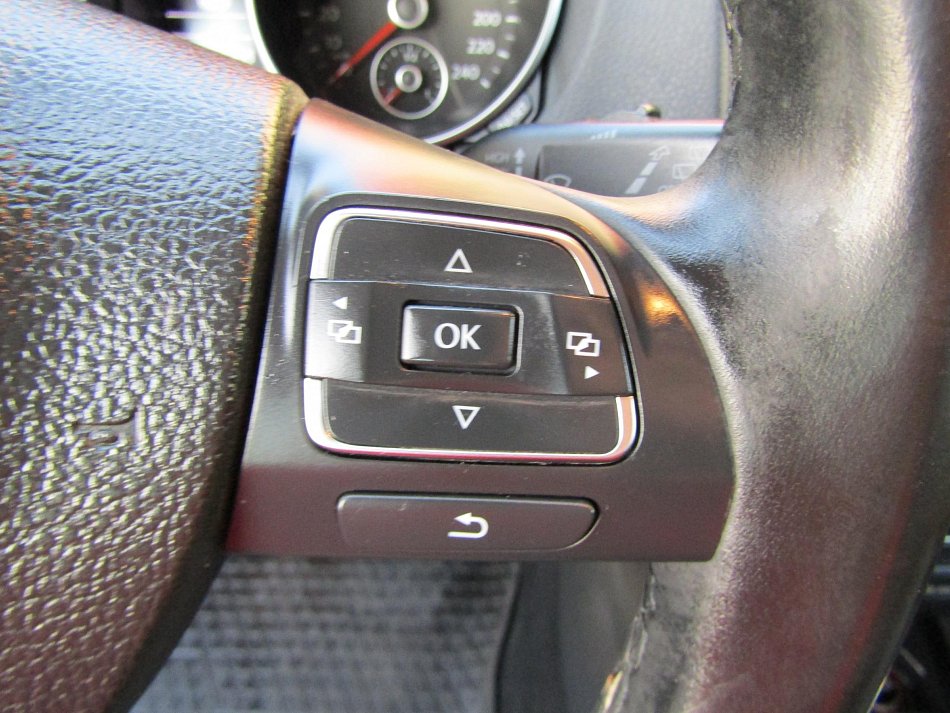 Volkswagen Golf 1.6 TDi Highline