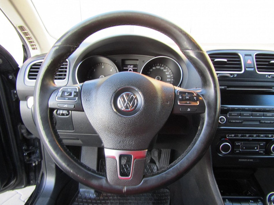 Volkswagen Golf 1.6 TDi Highline