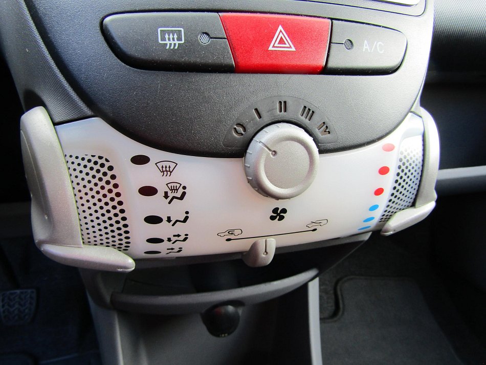 Toyota Aygo 1.0 i 