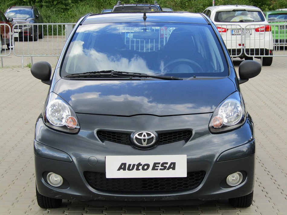 Toyota Aygo 1.0 i 
