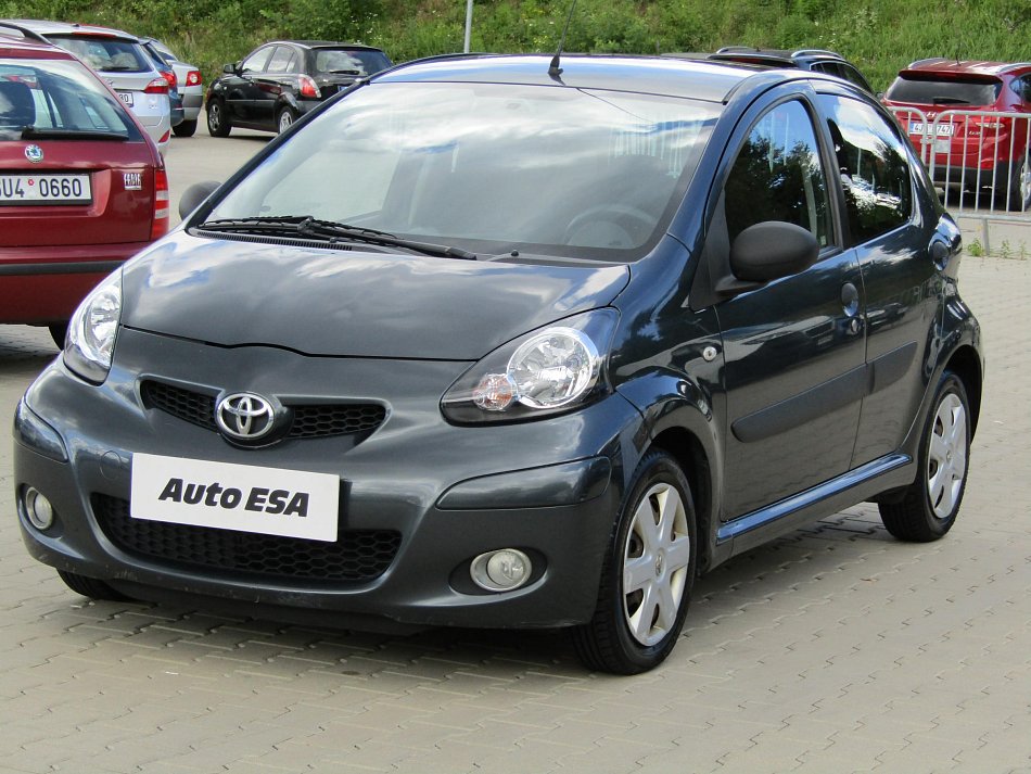 Toyota Aygo 1.0 i 