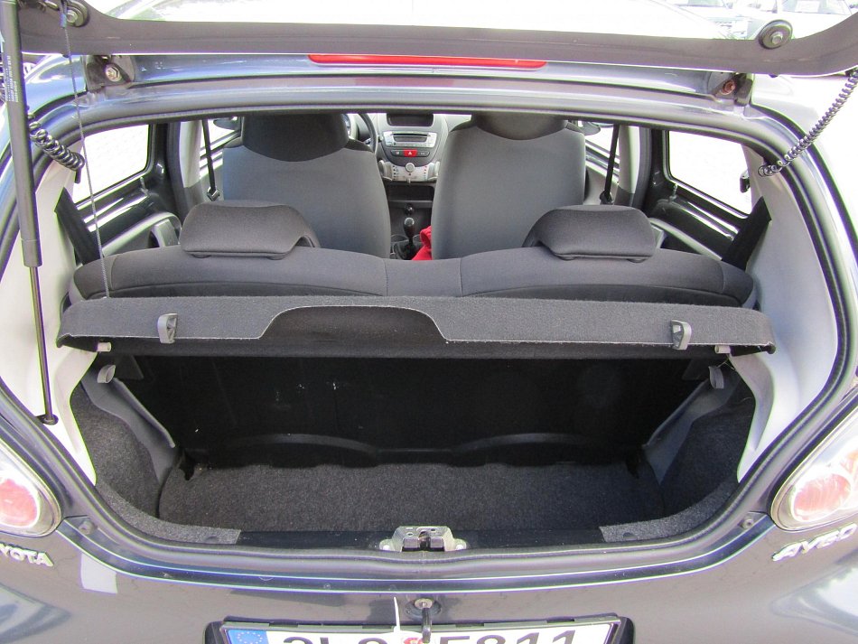 Toyota Aygo 1.0 i 