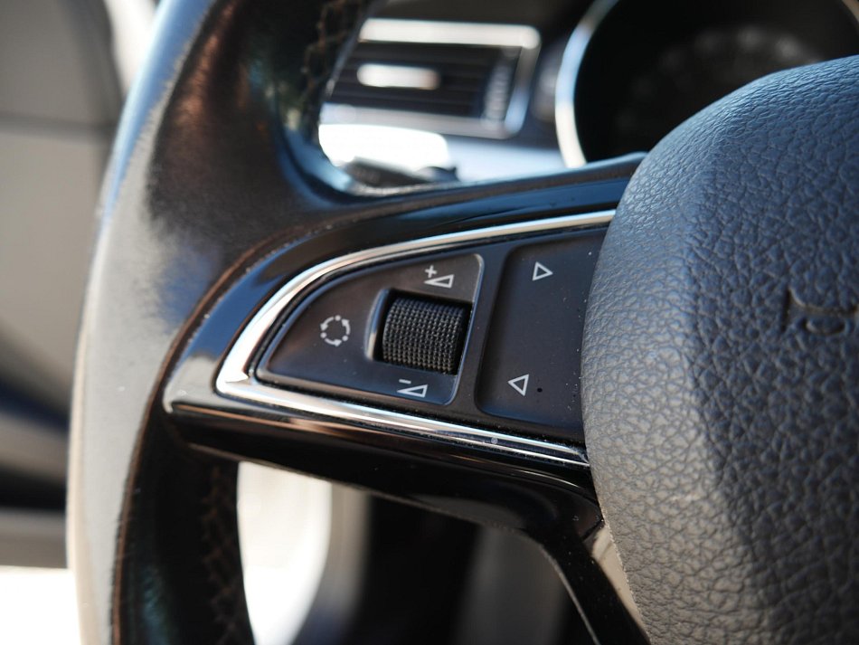 Škoda Superb II 2.0 TDi Ambition