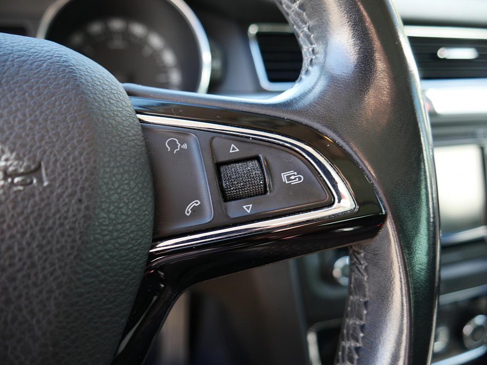 Škoda Superb II 2.0 TDi Ambition