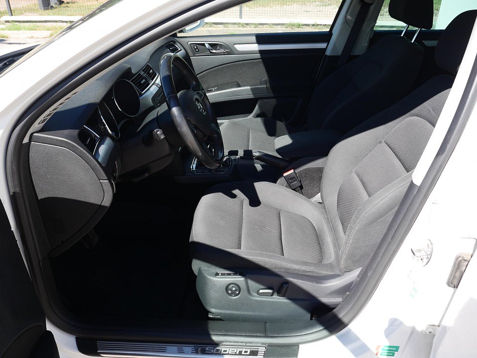 Škoda Superb II 2.0 TDi Ambition