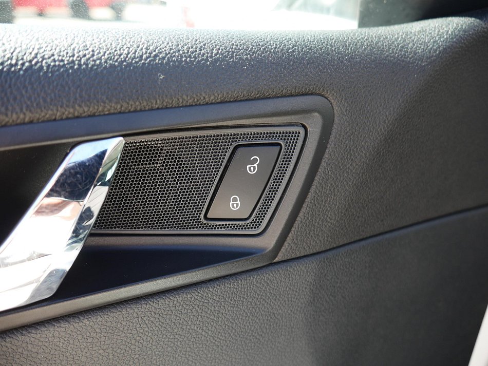 Škoda Superb II 2.0 TDi Ambition