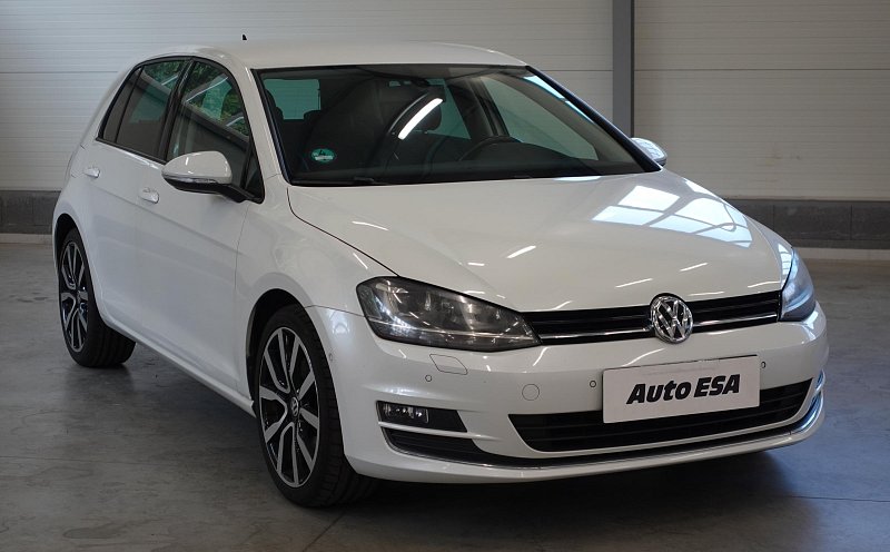 Volkswagen Golf 1.4TSi Highline
