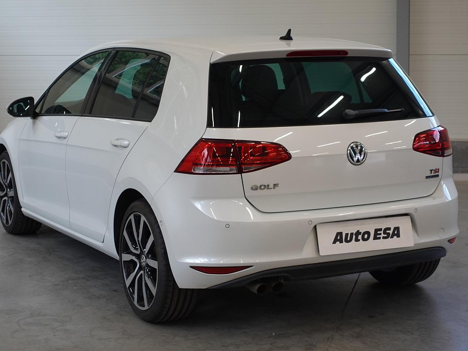 Volkswagen Golf 1.4TSi Highline