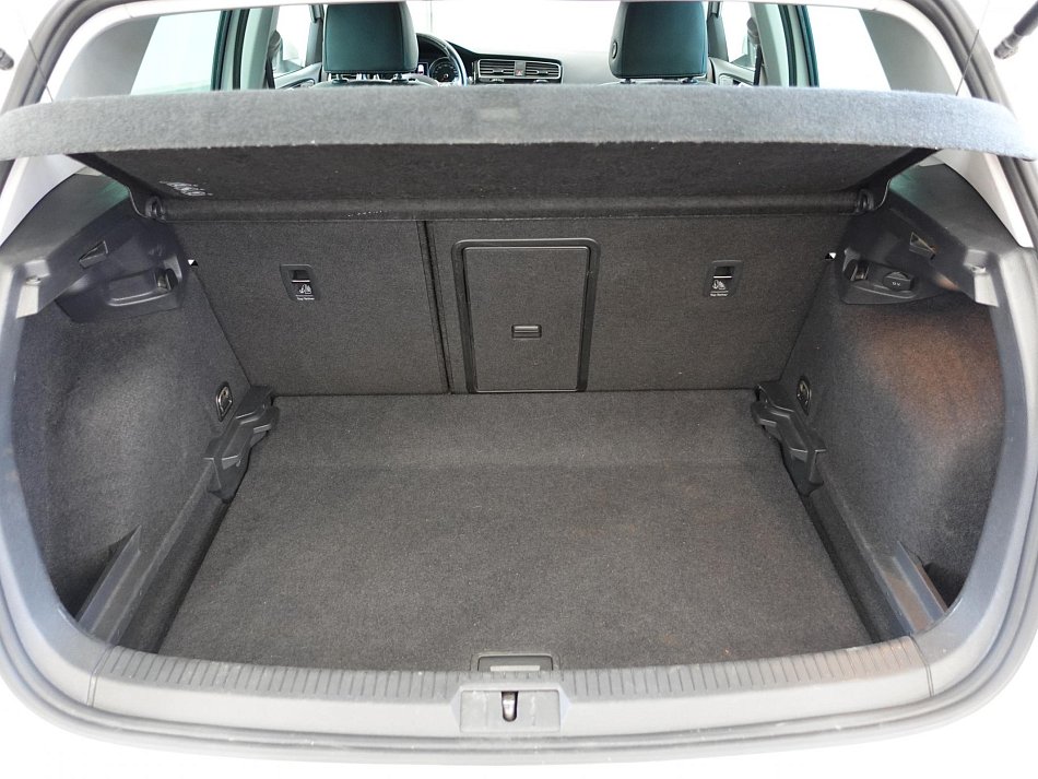 Volkswagen Golf 1.4TSi Highline