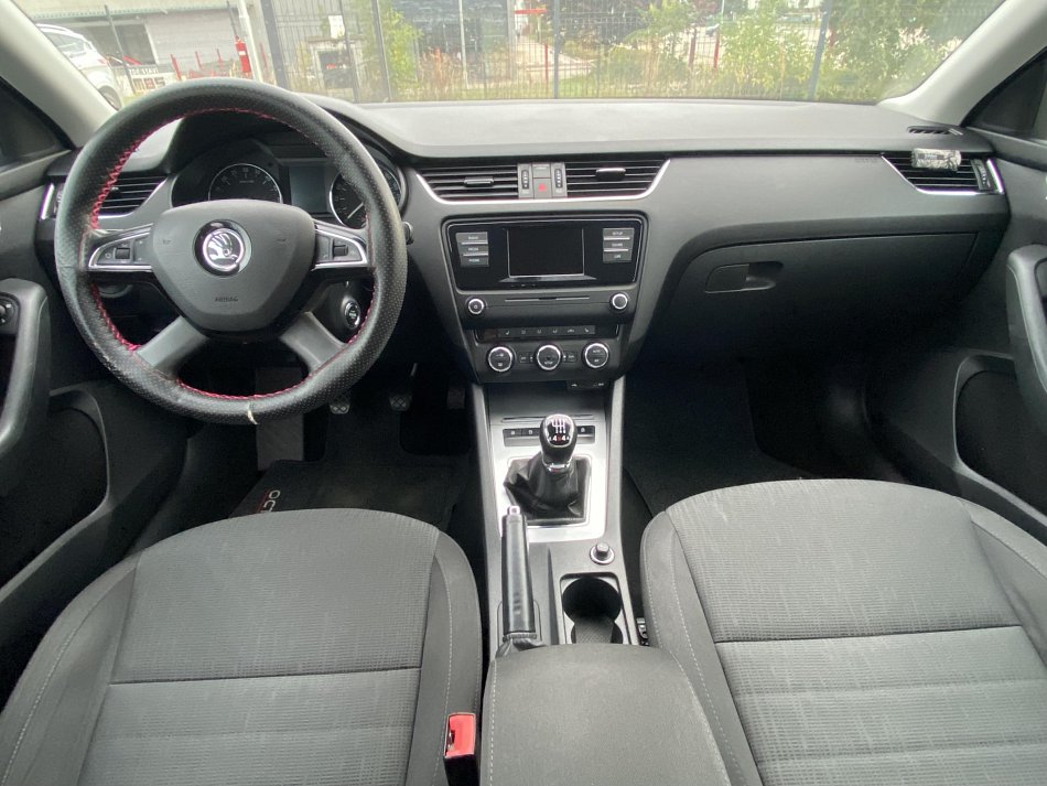 Škoda Octavia III 2.0 TDi Elegance 4x4