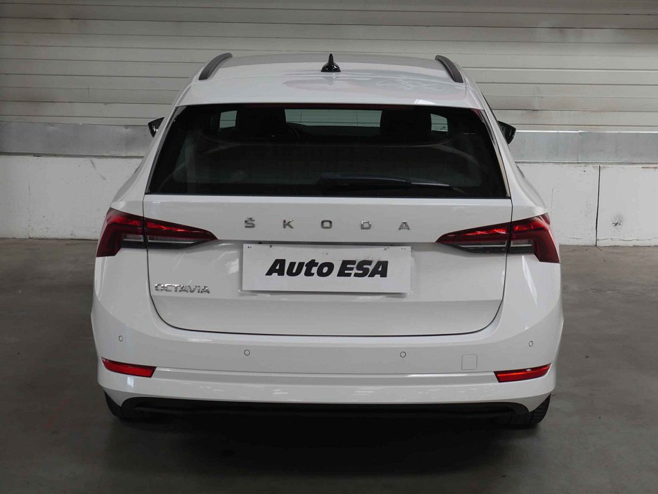Škoda Octavia IV 1.5TSi Ambition