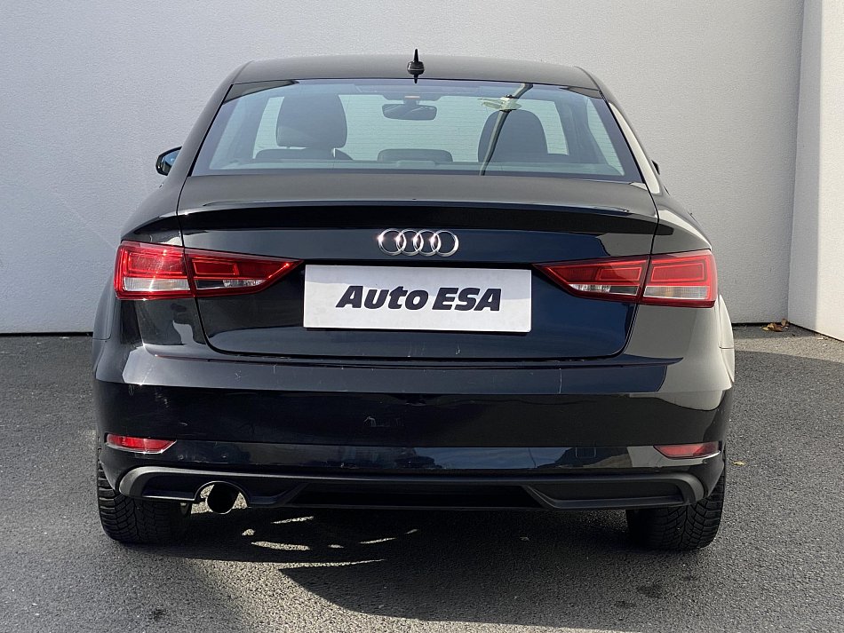 Audi A3 1.6i 