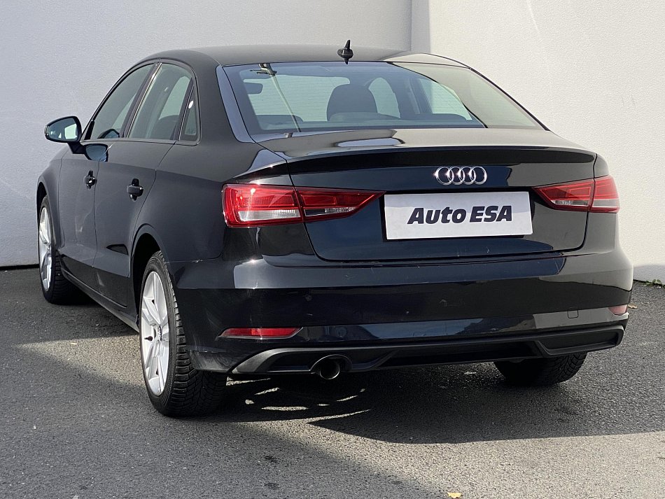 Audi A3 1.6i 