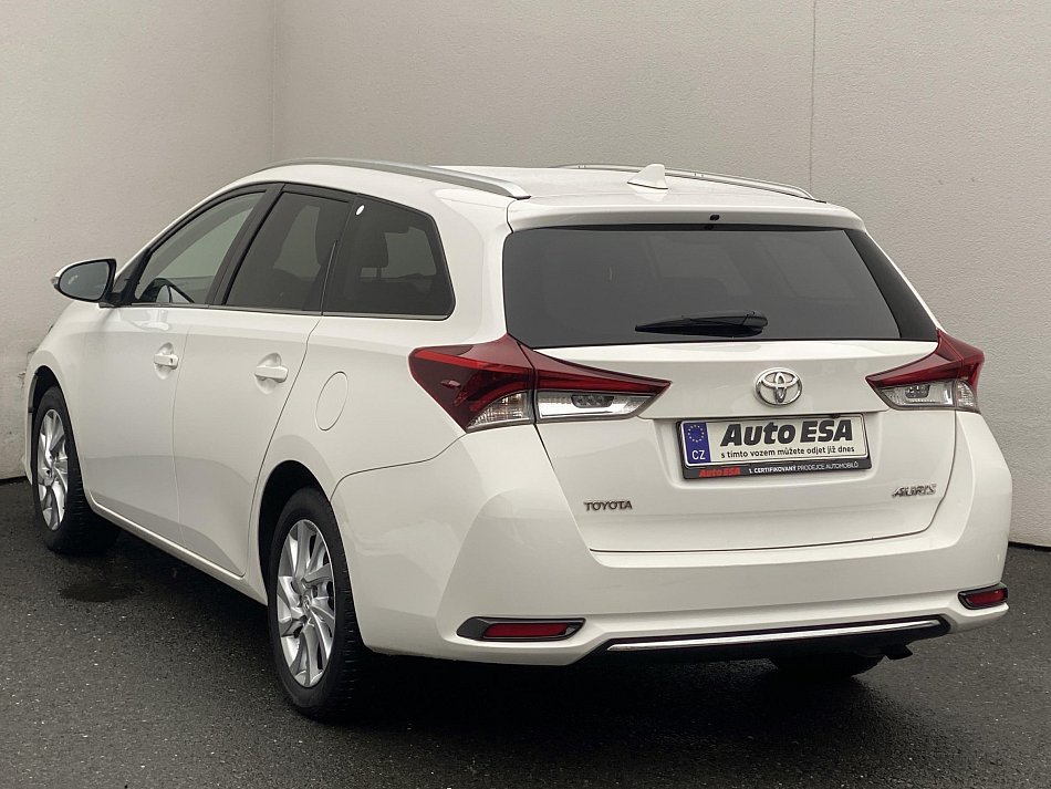 Toyota Auris 1.6i 