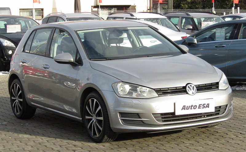 Volkswagen Golf 1.2 TSi 