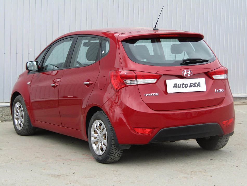 Hyundai Ix20 1.6i 