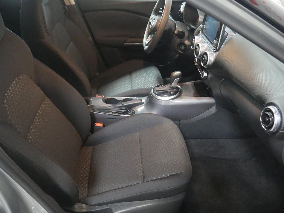 Nissan Juke 1.0 DIG-T 