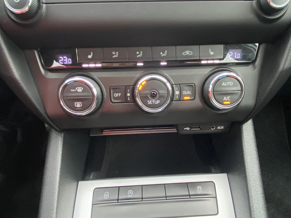 Škoda Octavia III 2.0 TDi Elegance 4x4