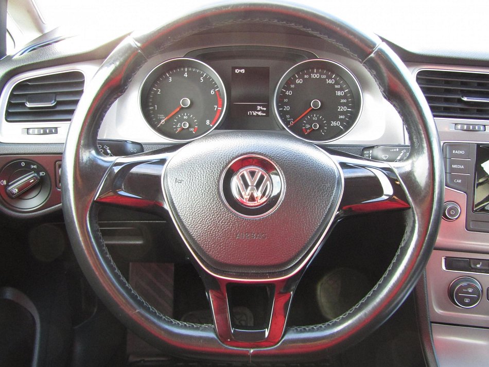Volkswagen Golf 1.2 TSi 