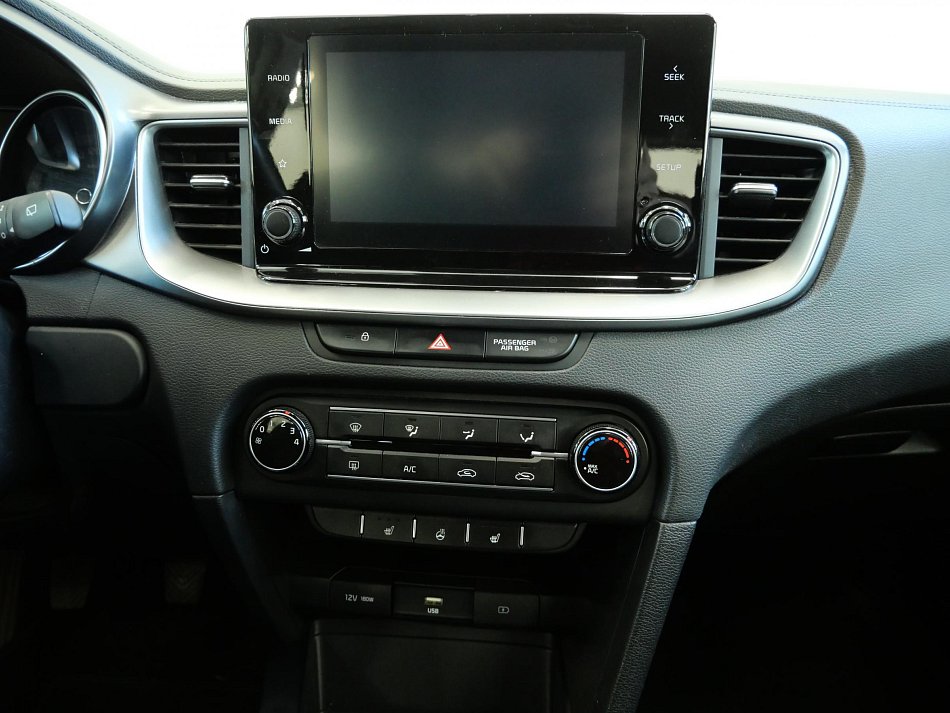 Kia Ceed 1.6 CRDi 