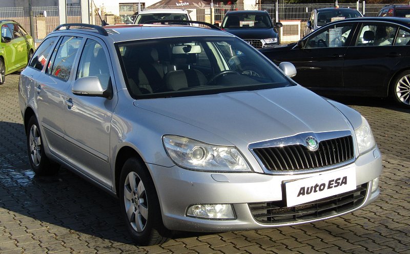 Škoda Octavia II 2.0TDi Elegance