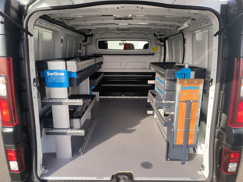 Renault Trafic 1.6dCi  DÍLNA SORTIMO