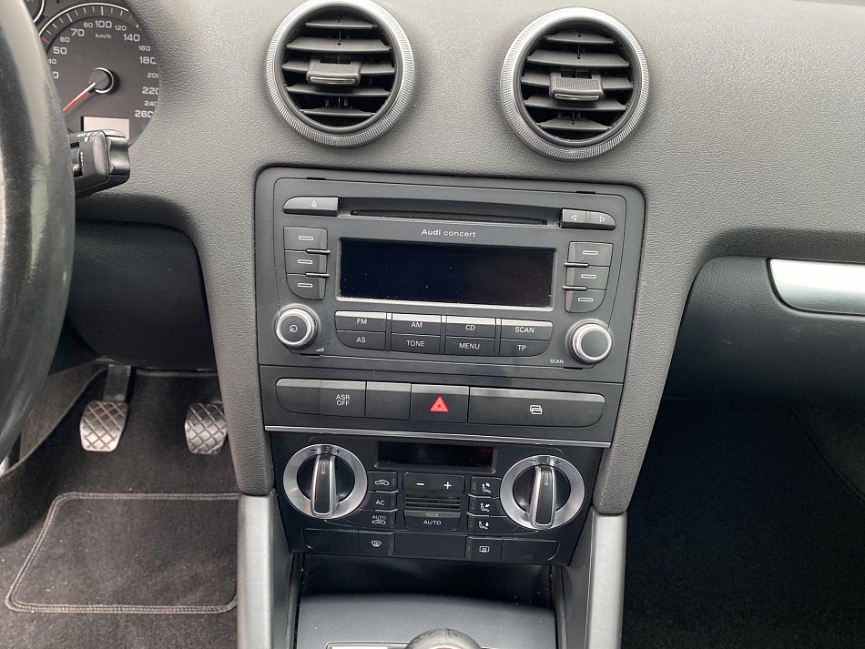 Audi A3 1.6 MPi 