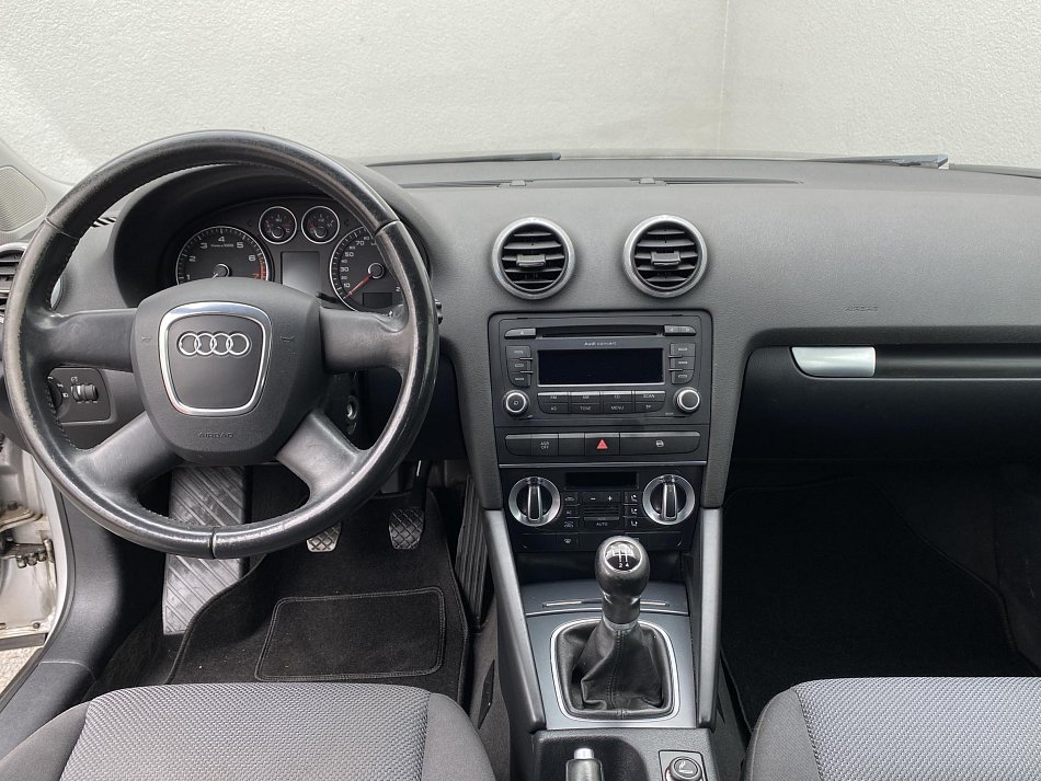 Audi A3 1.6 MPi 