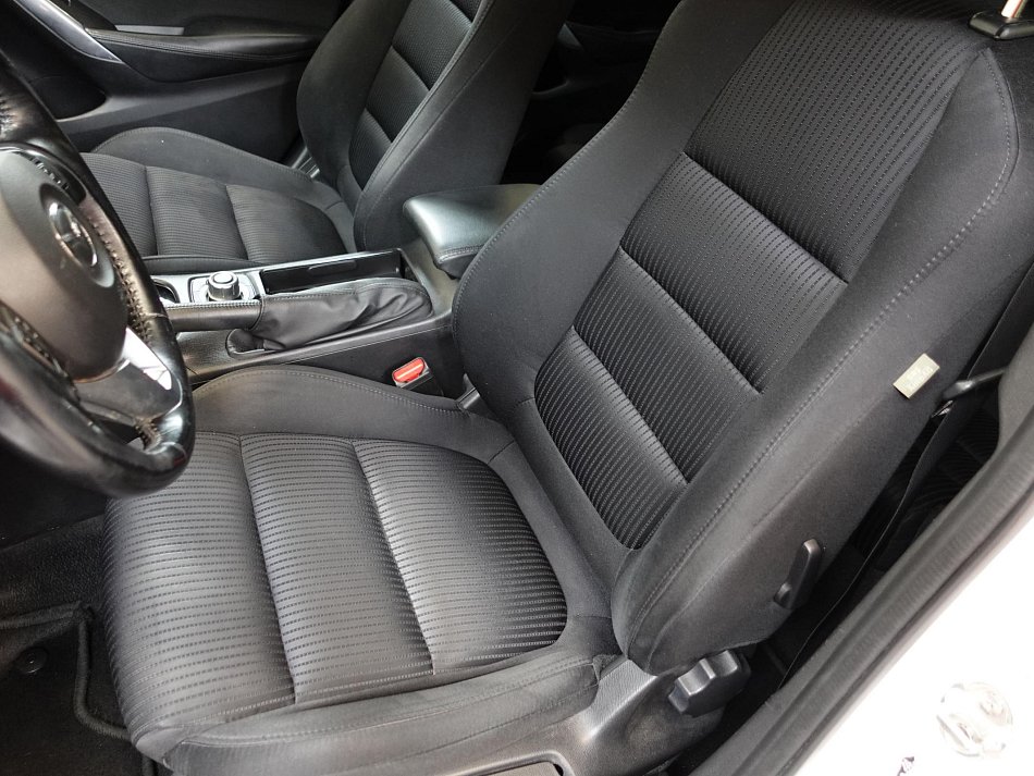 Mazda 6 2.0i 