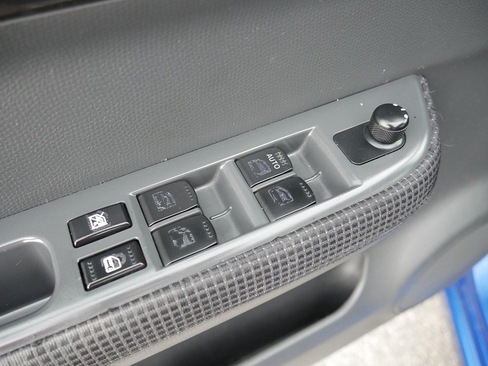 Suzuki Swift 1.3 i  4x4