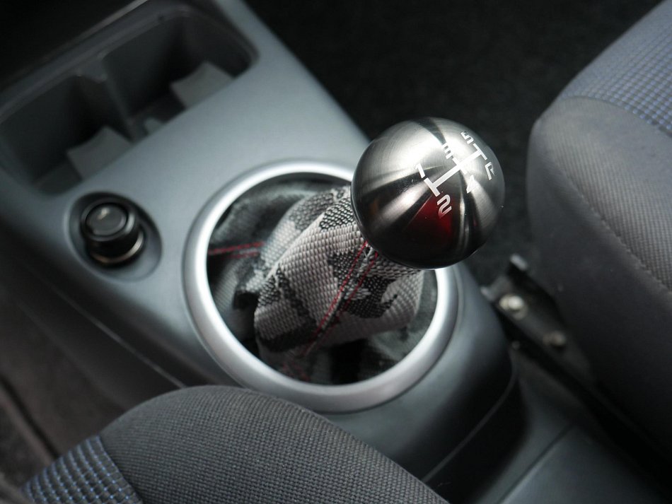 Suzuki Swift 1.3 i  4x4