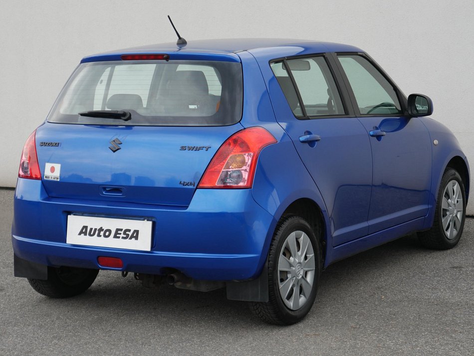 Suzuki Swift 1.3 i  4x4