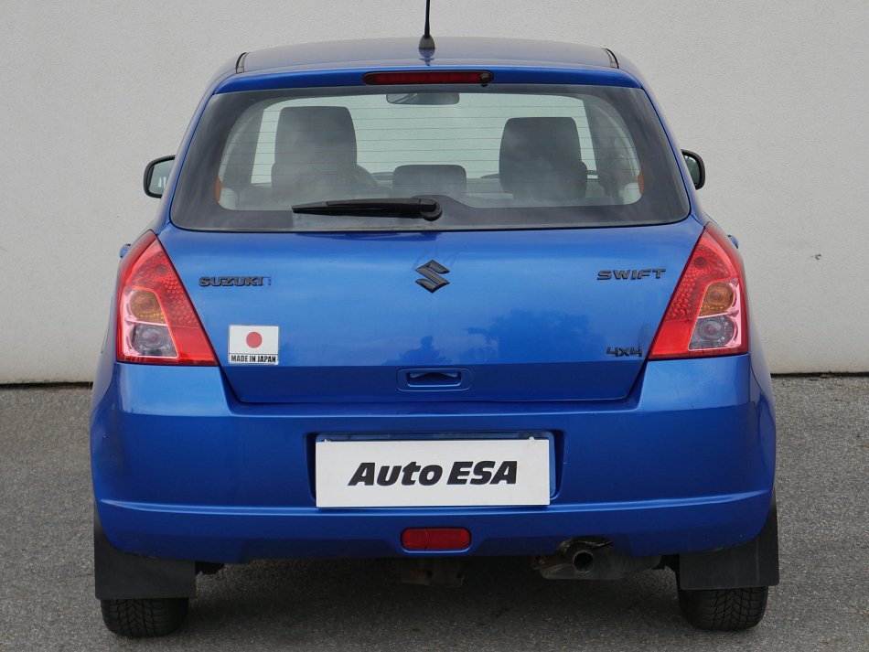 Suzuki Swift 1.3 i  4x4