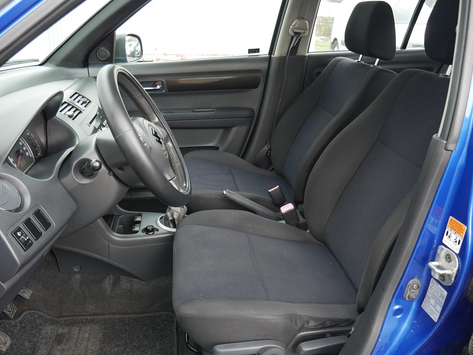 Suzuki Swift 1.3 i  4x4