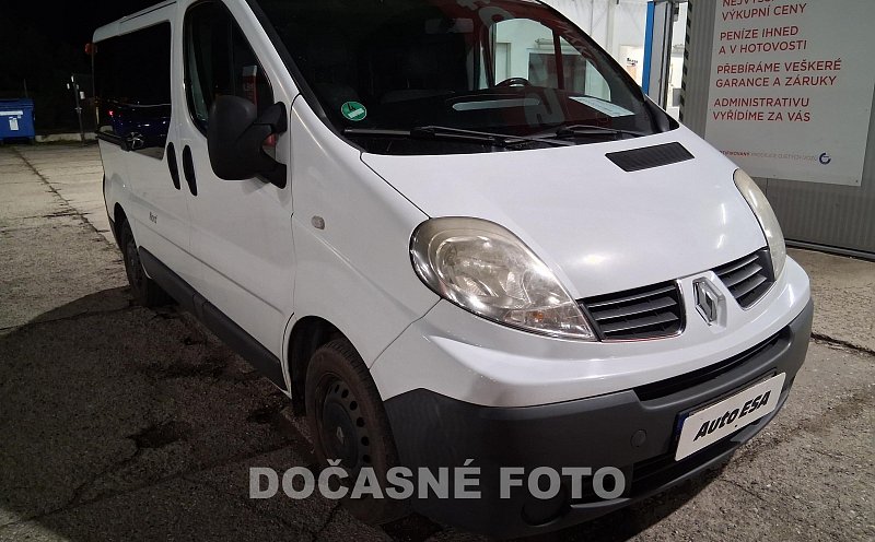 Renault Trafic 2.0dCi  9míst