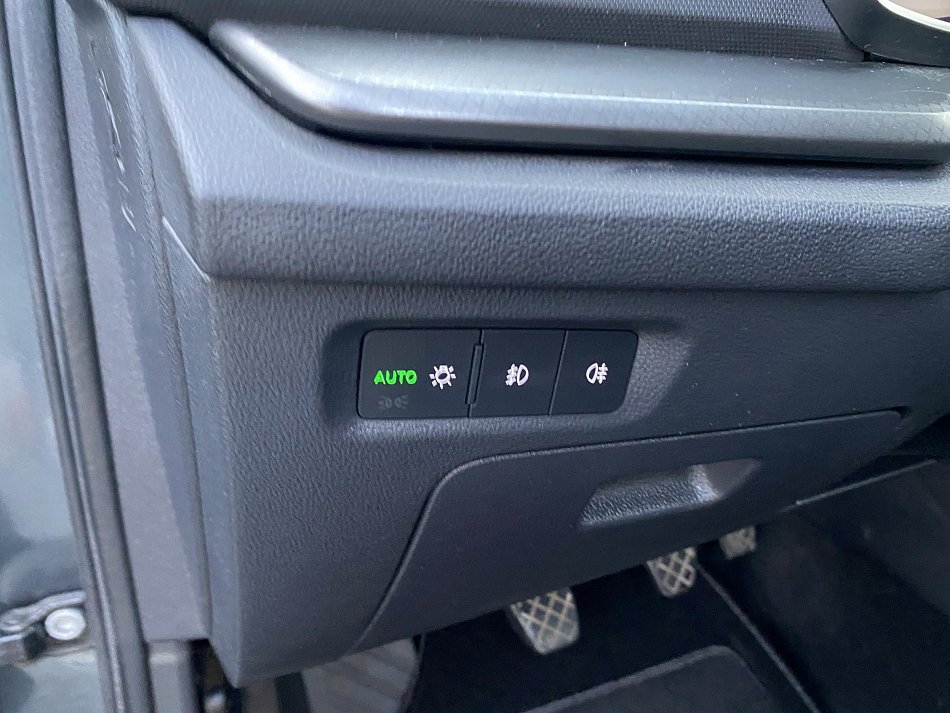 Škoda Octavia IV 1.5 TSi Ambition