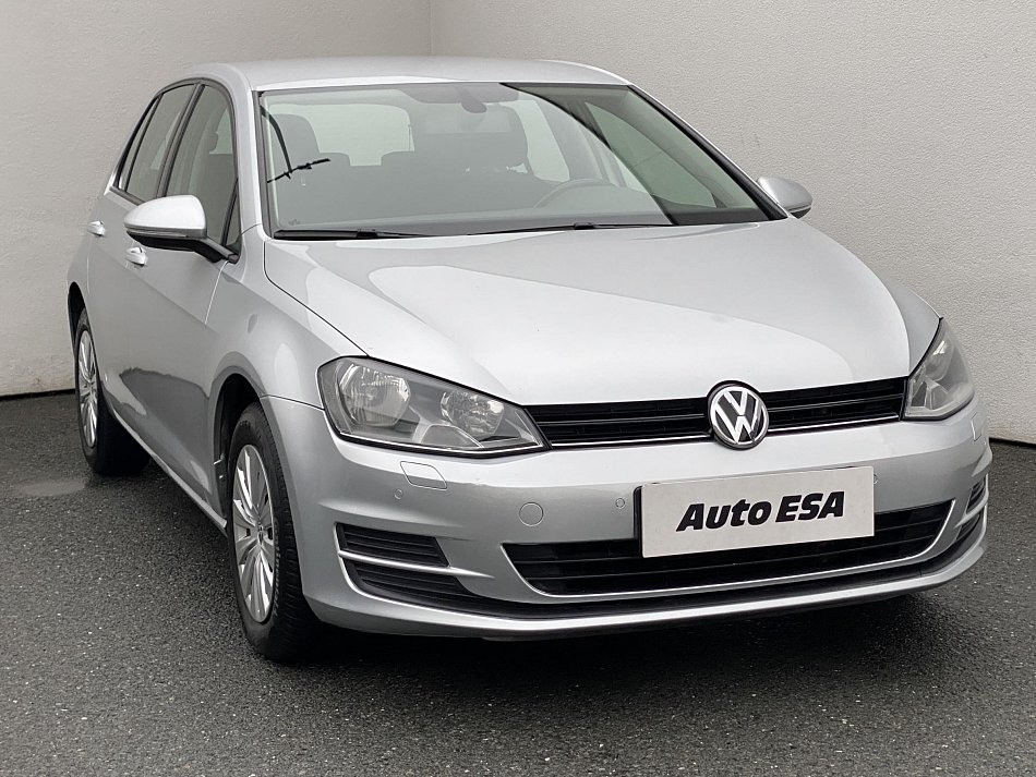 Volkswagen Golf 1.2 TSi Trendline VII