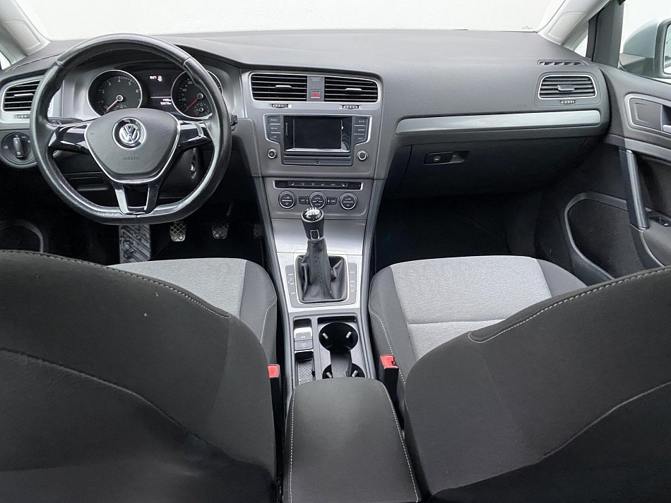 Volkswagen Golf 1.2 TSi Trendline VII